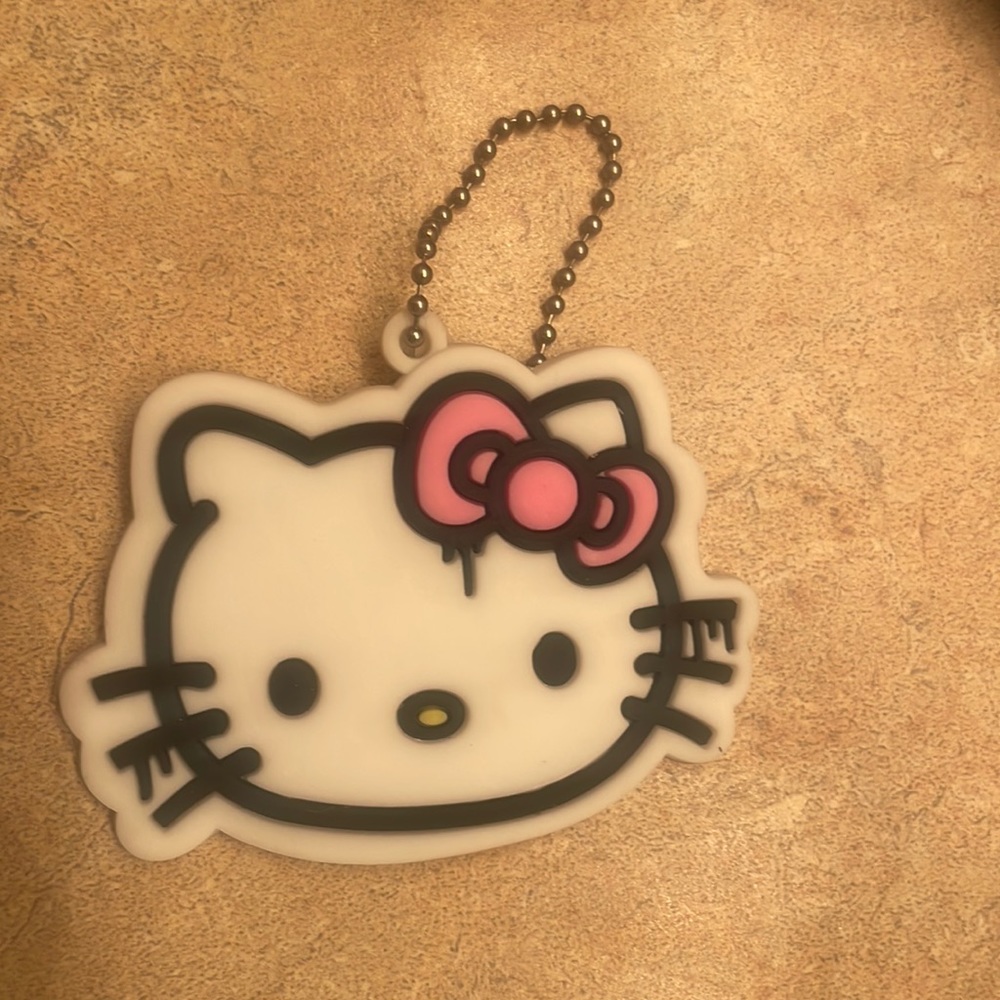 hello kitty 3d tag